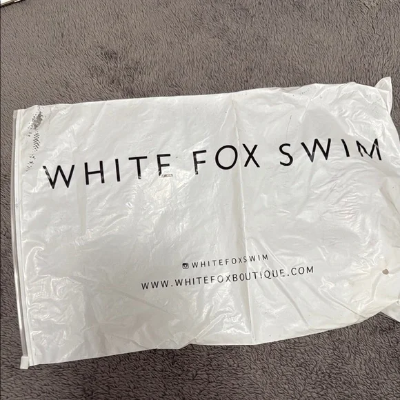 White Fox Boutique Blue Bikini Set - Picture 13 of 16